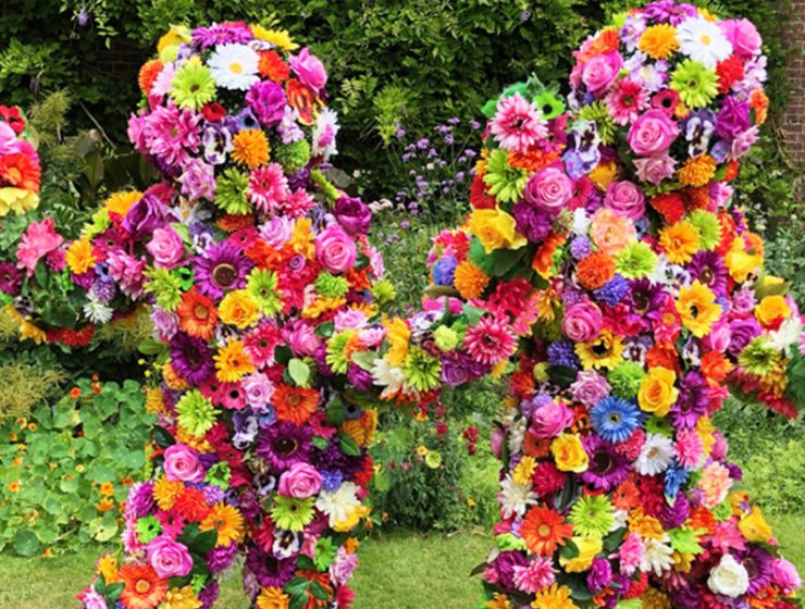he quintessentially English Garden Party conjures up images of lazy days in a scented rose garden with colourful butterflies bobbing about the flowers - perfect for the Flower Men trend.